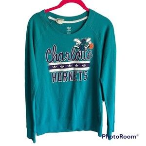 ADIDAS Vintage Teal Charlotte Hornets Basketball Ladies Crewneck Sweater, S